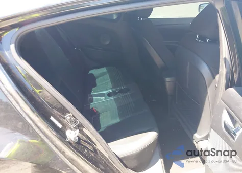 2016 Hyundai Veloster z USA, uszkodzony, nr VIN KMHTC6AD2GU284934